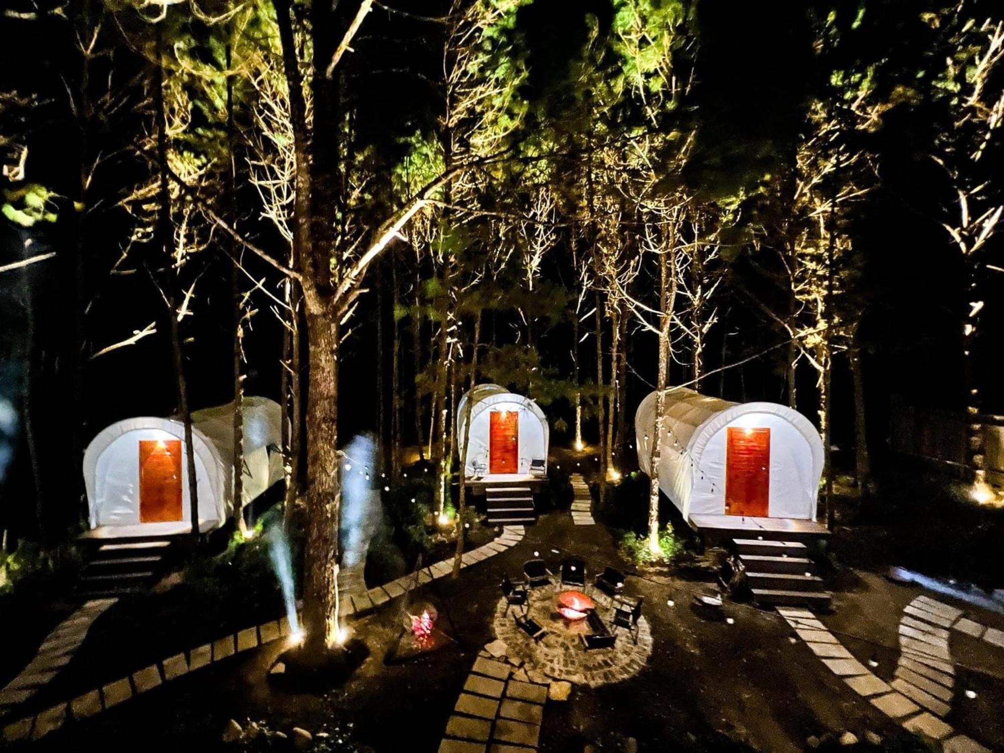 De Vivre Homestay Mang Den Kon Von Kla Bagian luar foto