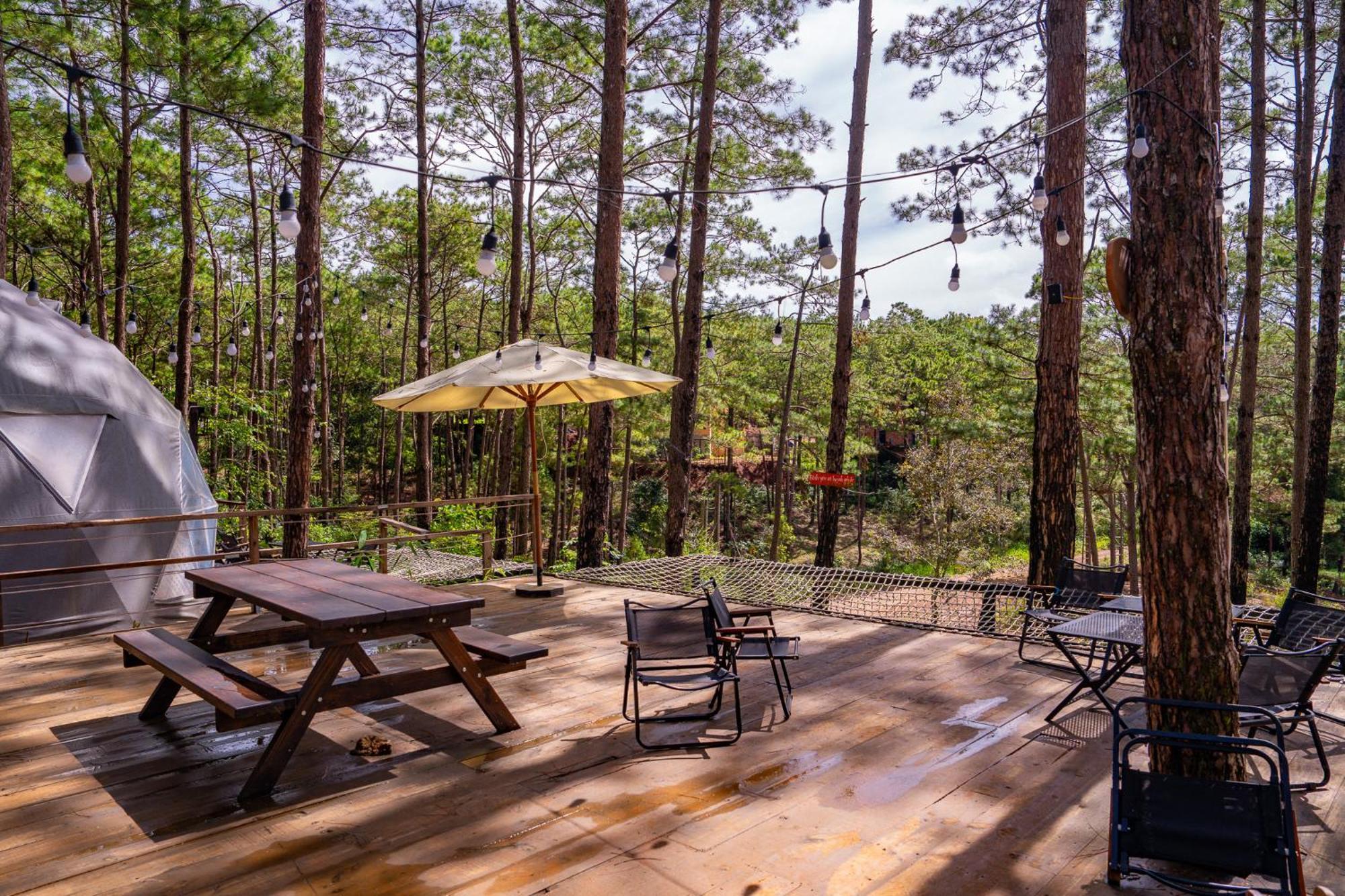 De Vivre Homestay Mang Den Kon Von Kla Bagian luar foto